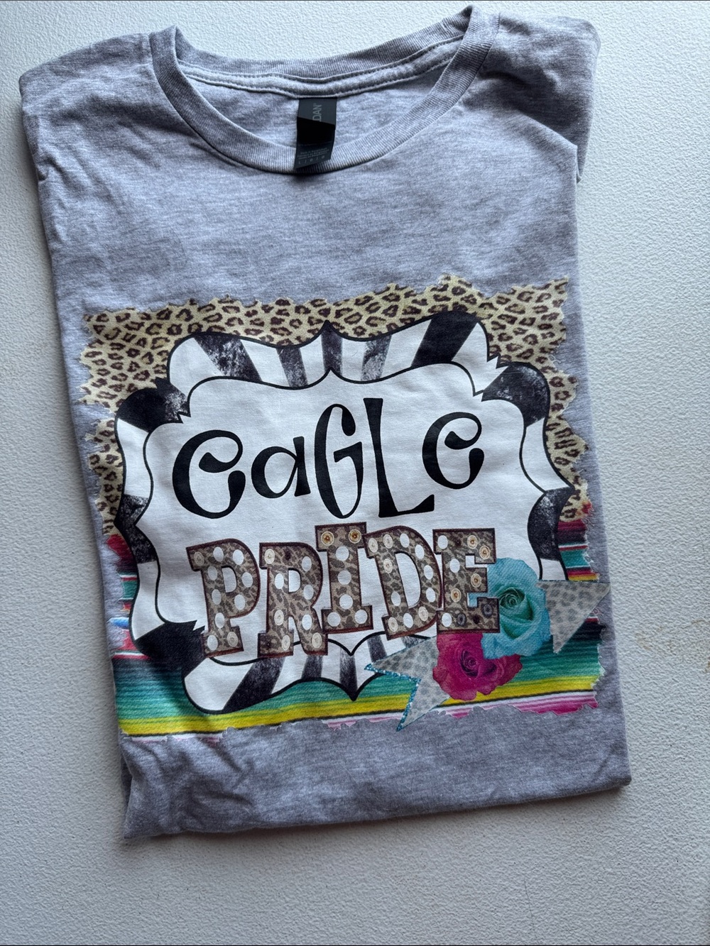 Gildan Gray 'Eagle Pride' Short Sleeve Graphic Tee with Multicolor Accents